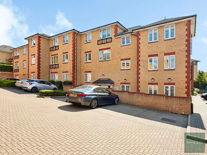 2 Bedroom Retirement Property For Sale In Oleastor Court, Stoneleigh Road, Clayhall, Ilford, IG5