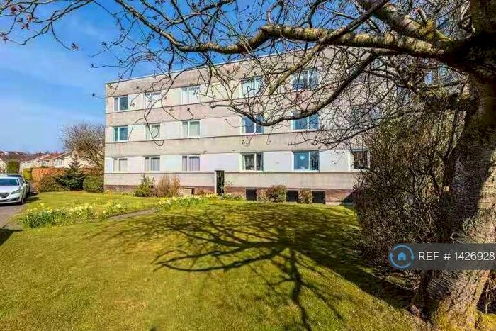 2 Bedroom Flat To Rent In Lennox Court, Bearsden, Glasgow, G61