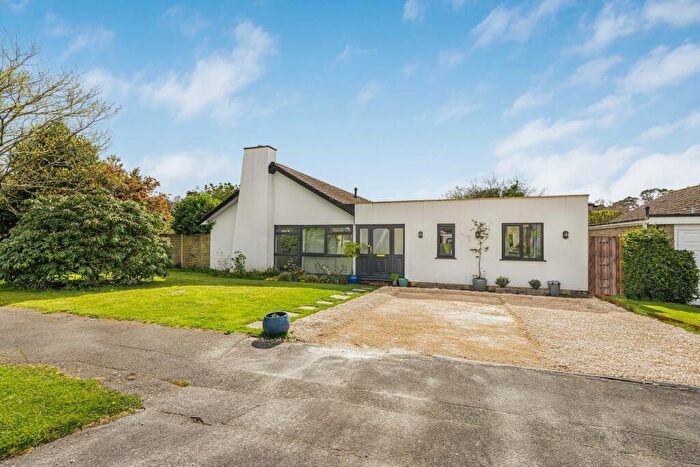 4 Bedroom Bungalow For Sale In Wheelwrights Lane, Grayshott, Hindhead, Hampshire, GU26
