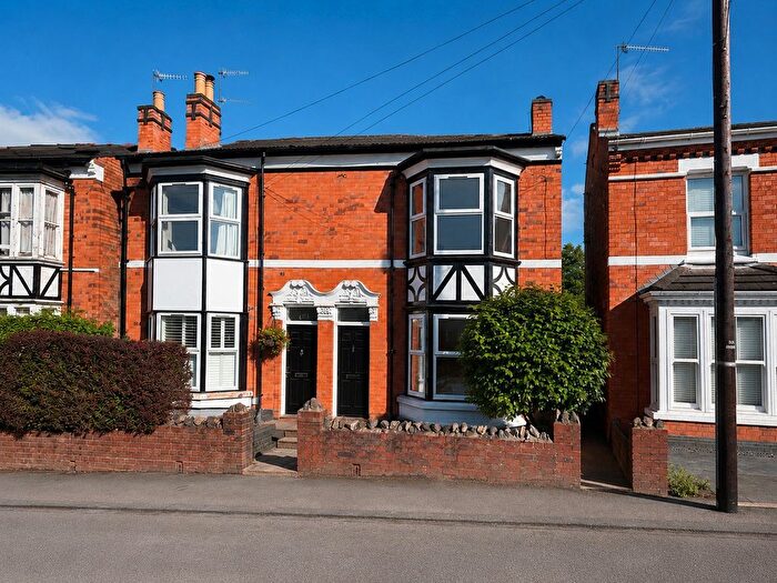 3 Bedroom Semi-Detached House For Sale In Bolston Road, Worcester, Worcestershire, WR5