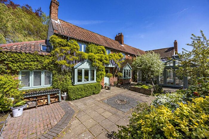 4 Bedroom Cottage For Sale In Water Lane, Oxton, Southwell, NG25