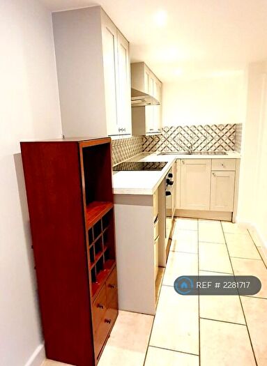 1 Bedroom Flat To Rent In Brookhill Road, London, SE18