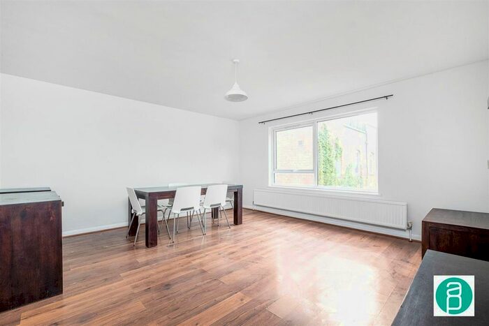 1 Bedroom Flat To Rent In Worple Road, London, SW19