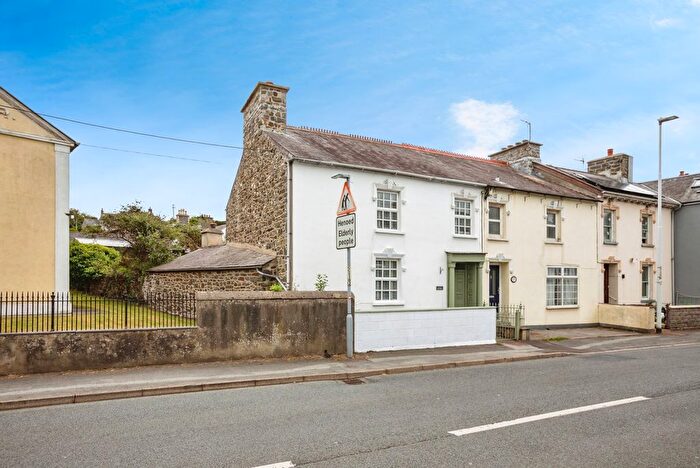 3 Bedroom End Of Terrace House For Sale In Stryd Fawr, Llanon, Ceredigion, SY23