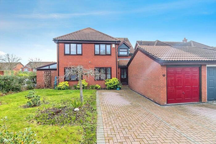 4 Bedroom Detached House For Sale In Stamford Avenue, Springfield, Milton Keynes, Buckinghamshire, MK6