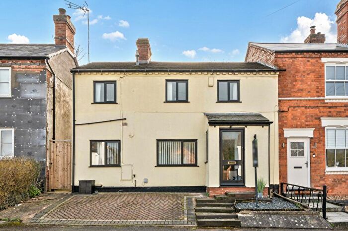 2 Bedroom End Of Terrace House For Sale In Enfield Road, Redditch, B97