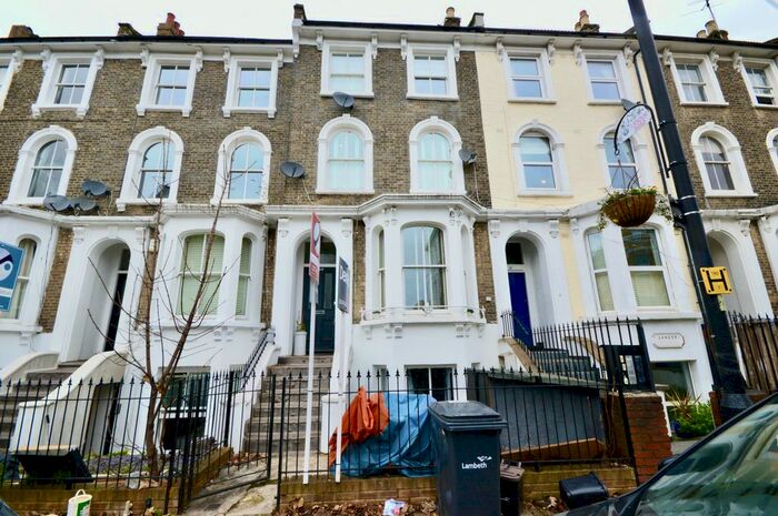 2 Bedroom Flat To Rent In Landor Road, London SW9