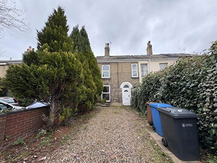 3 Bedroom Terraced House For Sale In Dereham Road, Norwich, Norfolk, NR2