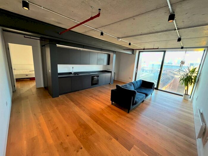 2 Bedroom Apartment To Rent In Chapeltown Street, Manchester, M1