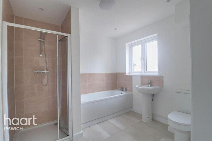 2 Bedroom Semi Detached House To Rent In Rope Walk, Ipswich, IP4