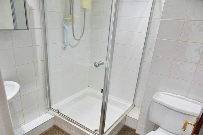 2 Bedroom Detached Bungalow To Rent In Malcolm Grove, Littleover, Derby DE23
