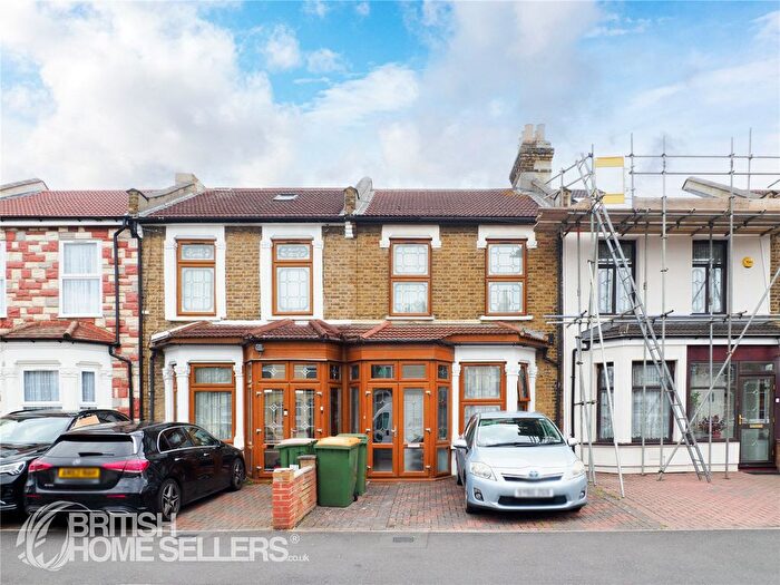 3 Bedroom Terraced House For Sale In Shrewsbury Road, London, E7
