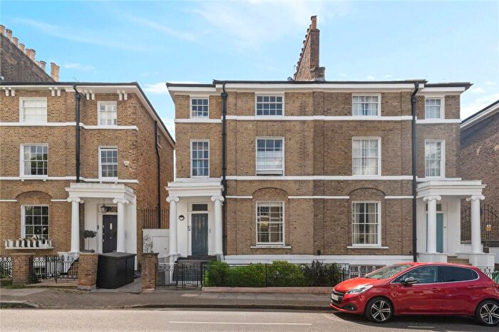 1 Bedroom Maisonette For Sale In Belitha Villas, Barnsbury, London, N1