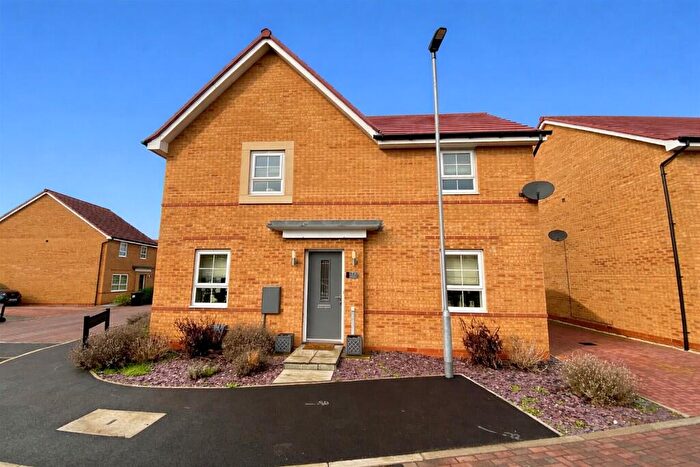 4 Bedroom Detached House For Sale In Lockwood Way, Hampton Water, Peterborough, Cambridgeshire, PE7