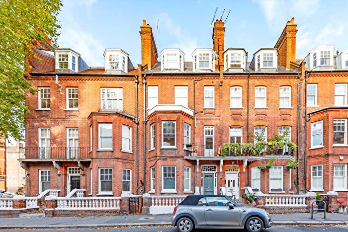 1 Bedroom Flat To Rent In Addison Gardens, Addison Gardens, W14