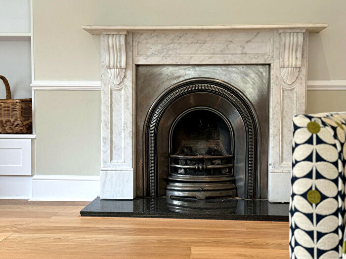 2 Bedroom Apartment To Rent In London Road, Dorking, RH5