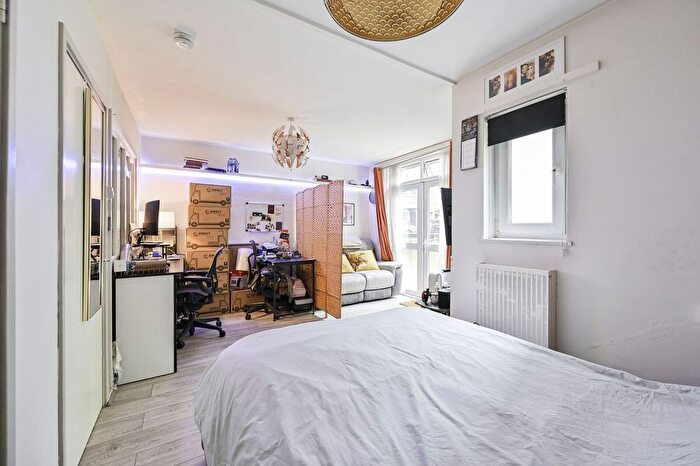Studio To Rent In Pardoner Street, London Bridge, London, SE1