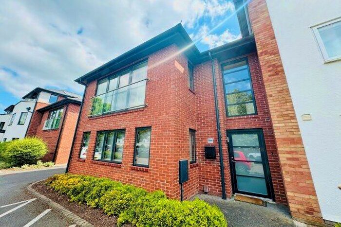 2 Bedroom Property To Rent In Arlington Avenue, Leamington Spa, CV32