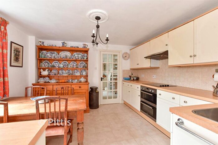 2 Bedroom Semi-Detached House For Sale In West Street, Ventnor, Isle Of Wight, PO38