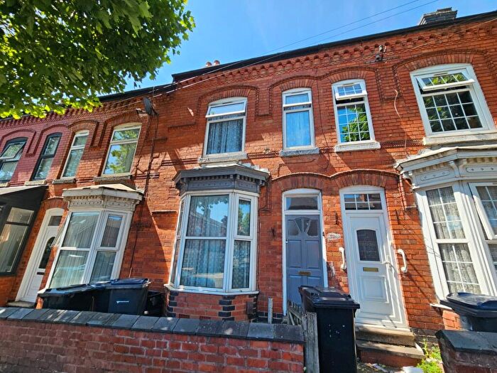 3 Bedroom Terraced House To Rent In Osborn Road, Sparkbrook, Birmingham, B11