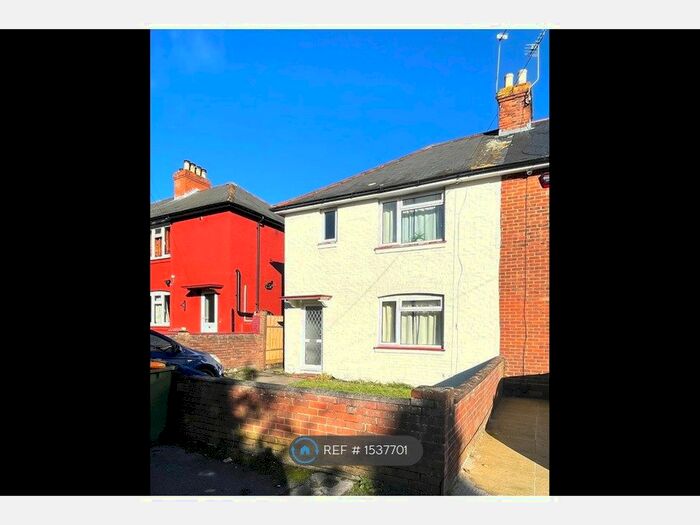 5 Bedroom Semi-Detached House To Rent In Harrison Road, Southampton, SO17