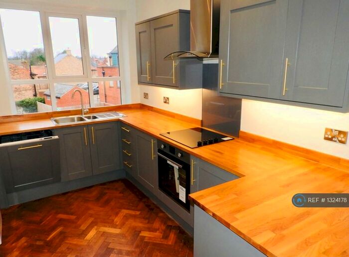 1 Bedroom Flat To Rent In Market Place West, Ripon, HG4