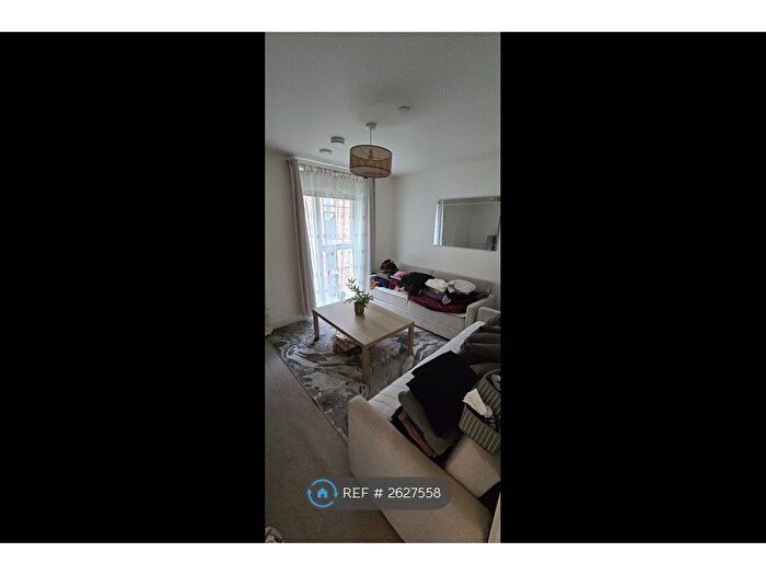 2 Bedroom Flat To Rent In Echo Court, Harrow, HA2