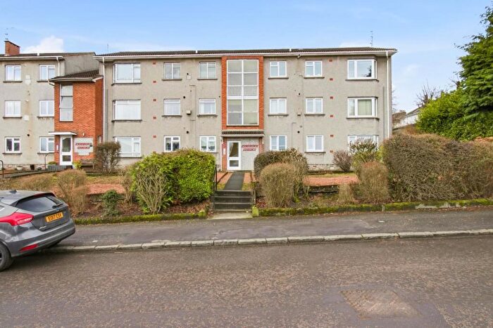 2 Bedroom Flat For Sale In Lindsay Court, Clarkston, G76