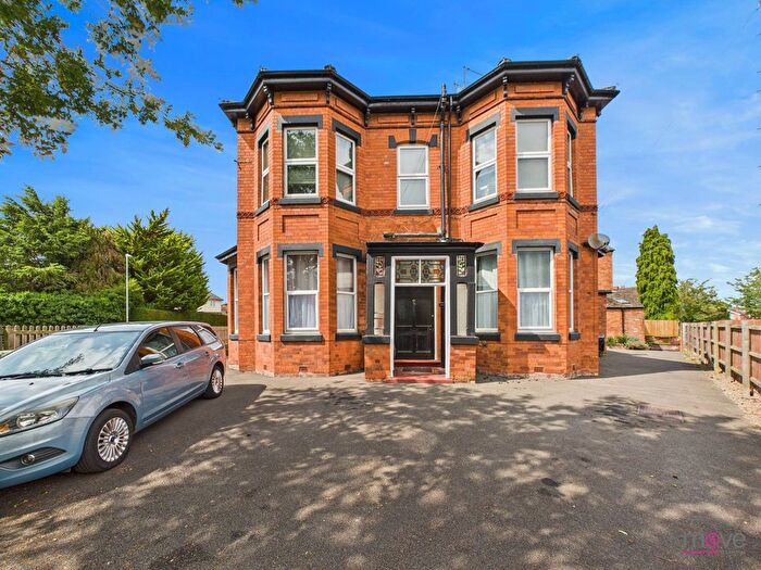 2 Bedroom Flat For Sale In Tagwell Road, Droitwich, WR9