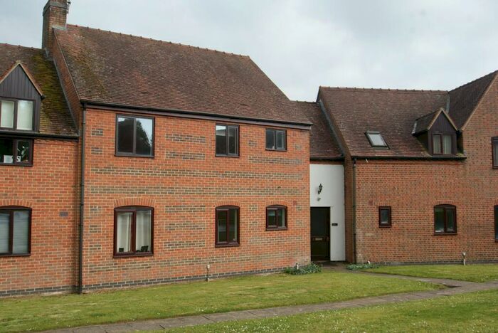 2 Bedroom Flat To Rent In Penny Hill, Collingbourne, SN8