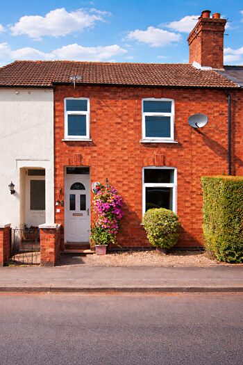 3 Bedroom Terraced House For Sale In Wellingborough Road, Earls Barton, Northampton, NN6