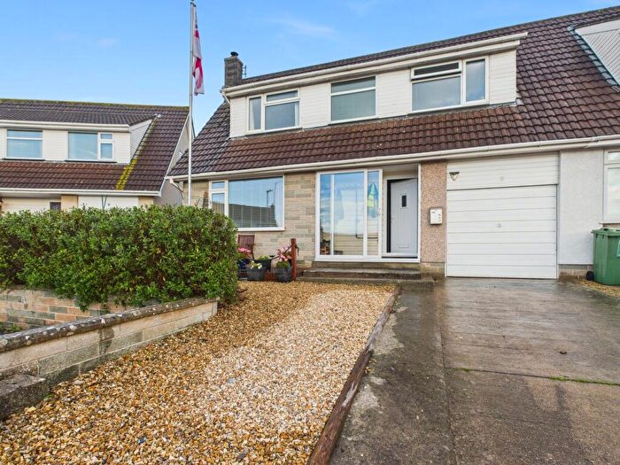3 Bedroom Semi Detached House For Sale In Whitegate Close, Bleadon Village, Weston-Super-Mare, BS24