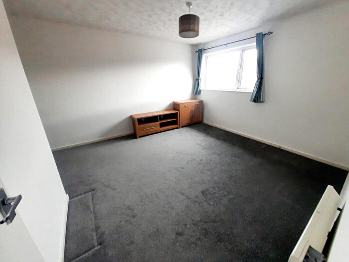 1 Bedroom Apartment To Rent In Corn Mill Crescent, Exeter, EX2