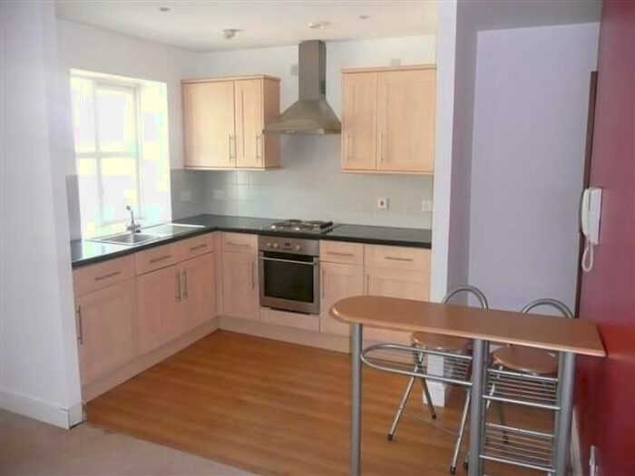 1 Bedroom Flat To Rent In Hick Street, Little Germany, Bradford, BD1