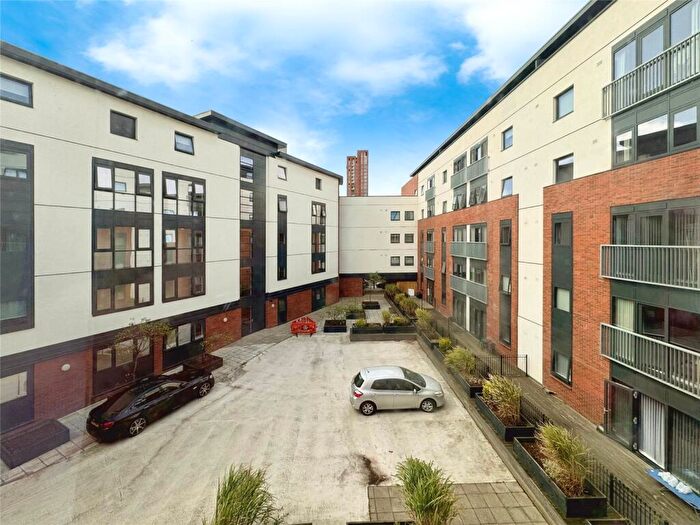 1 Bedroom Flat To Rent In Sand Pits, Birmingham, West Midlands, B1