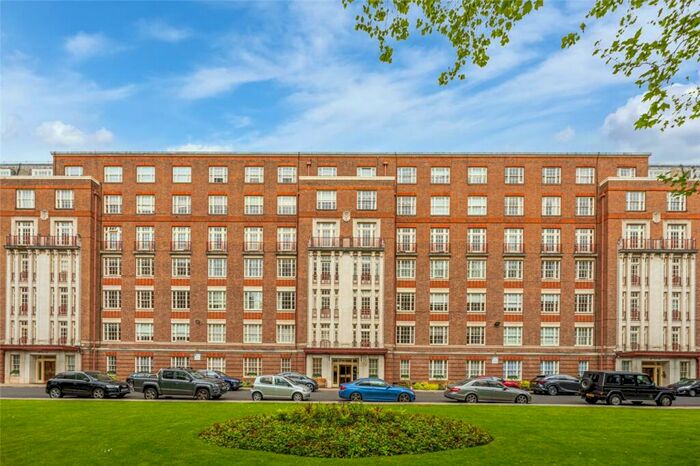 2 Bedroom Apartment To Rent In Eyre Court, Finchley Road, St John's Wood, London, NW8