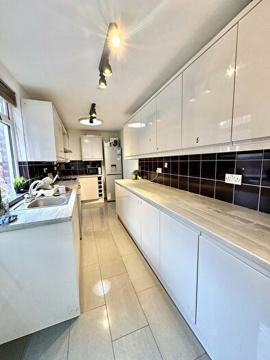 5 Bedroom Terraced House To Rent In St. Michaels Road, Coventry, CV2