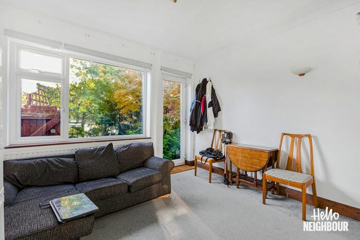 1 Bedroom Flat To Rent In The Rise, Park Street, AL2