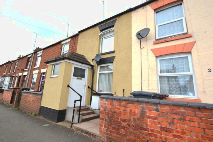 2 Bedroom Terraced House To Rent In Boughton Green Road, Northampton, NN2