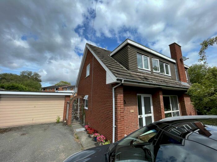 4 Bedroom Detached House To Rent In Forest Road, Loughborough, LE11