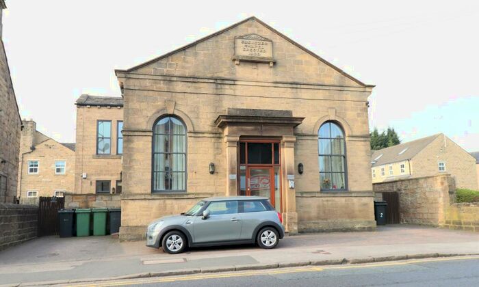 3 Bedroom Flat To Rent In Rodley Lane, Rodley, Leeds, West Yorkshire, Uk, LS13