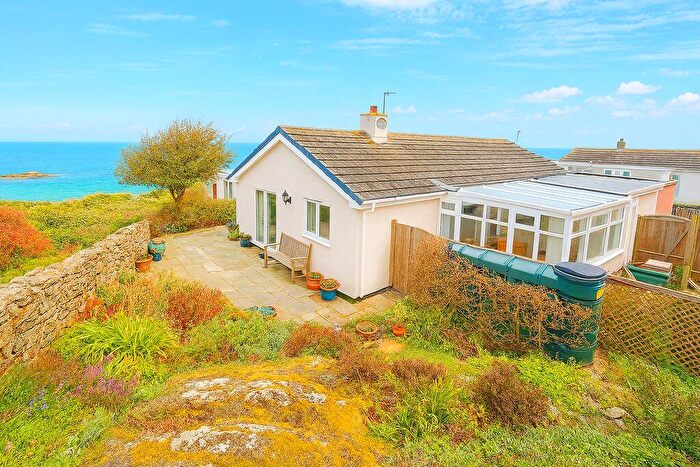 2 Bedroom Detached Bungalow For Sale In Craig Ddu Estate, Amlwch, LL68