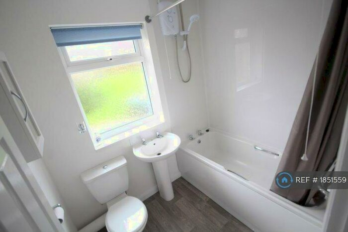 2 Bedroom End Of Terrace House To Rent In Bishops Drive, Oakwood, Derby, DE21