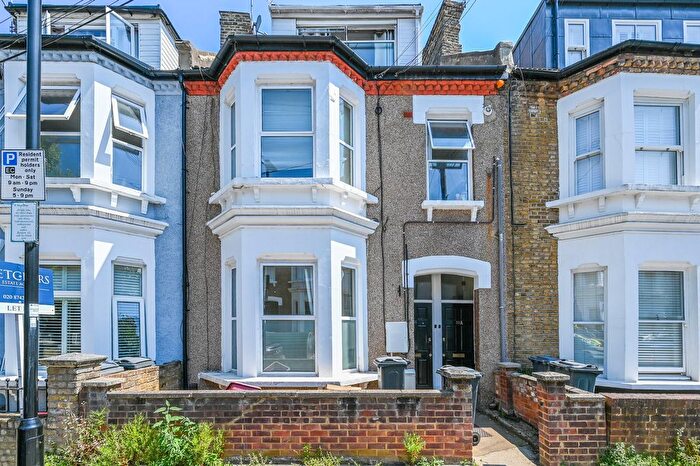 1 Bedroom Flat For Sale In Upham Park Road, Chiswick, London, W4