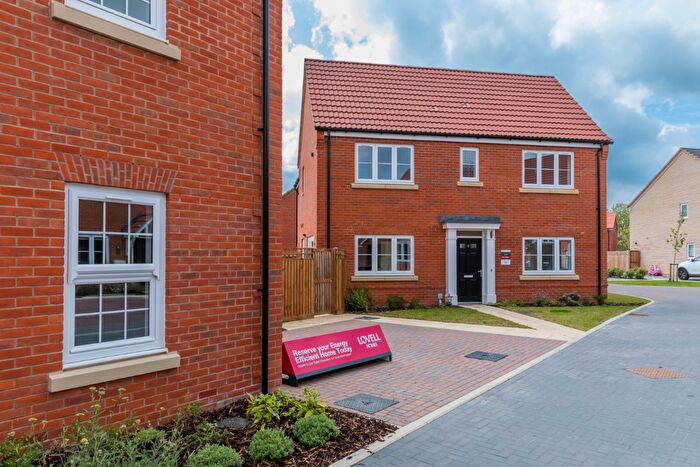 3 Bedroom Semi-Detached House For Sale In London Road, Wymondham, NR18