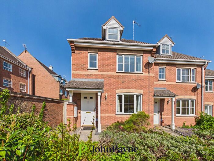 3 Bedroom Terraced House For Sale In Peckstone Close, Parkside, Coventry, CV1