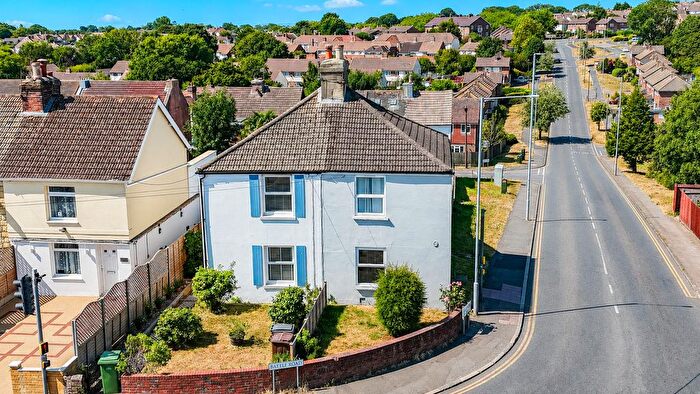 2 Bedroom Semi-detached House For Sale In Battle Road, St. Leonards-On-Sea, TN37