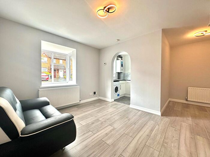 1 Bedroom House To Rent In Elkington Croft, Solihull, B90
