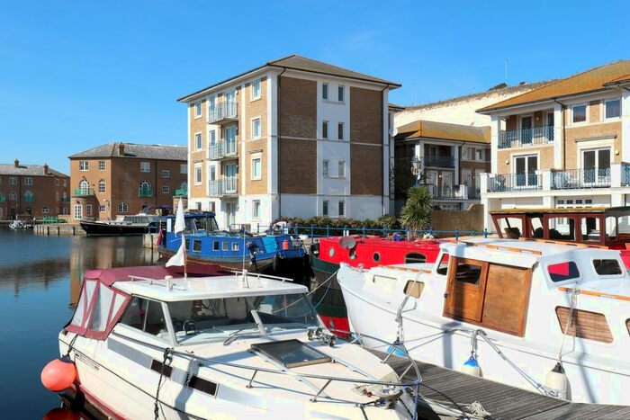 2 Bedroom Flat To Rent In Victory Mews, The Strand, Brighton Marina Village, Brighton, BN2