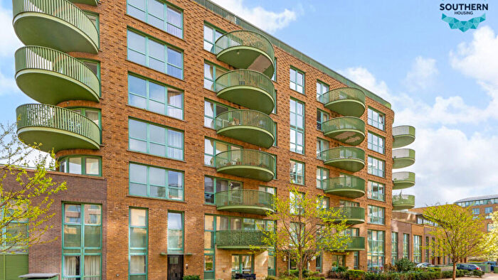 2 Bedroom Flat For Sale In Flat Deering House, Ottley Drive, Kidbrooke, SE3